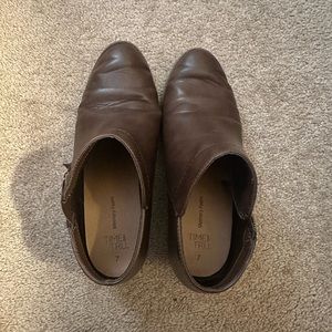 Time and Tru Memory Foam Brown Short Boots Size: 7